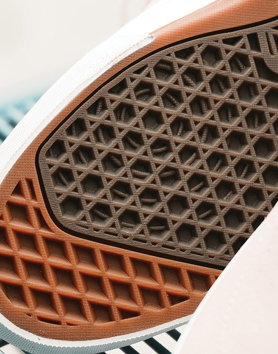 Close-up on the grippy sole on the Kyle Walker Wafflecup skate shoes.