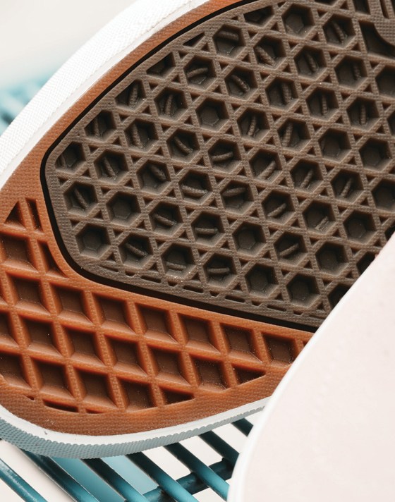 Close-up of waffle sole 