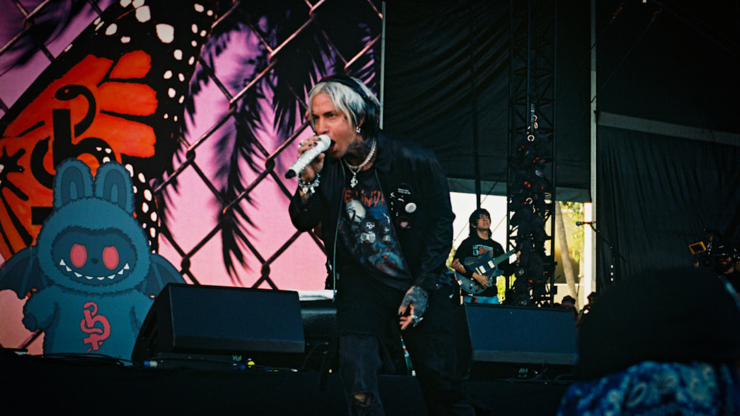 Blackbear performing at Vans Warped Tour Long Beach 2025.