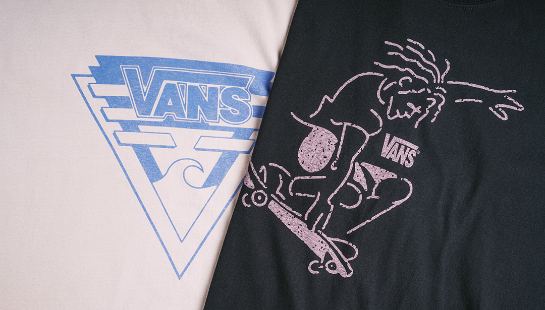 Two Waffle Shop vintage blanks, one white, one black.