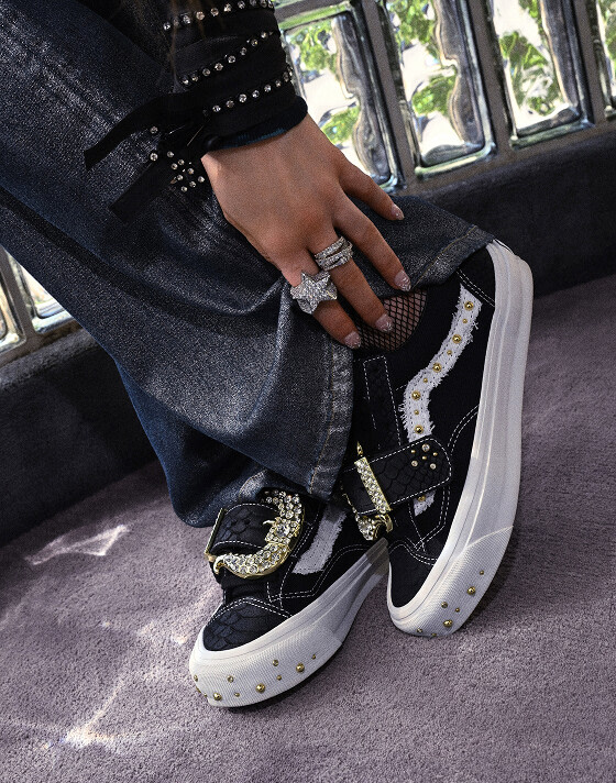 Image of the OTW by Vans x Metagirl Old Skools