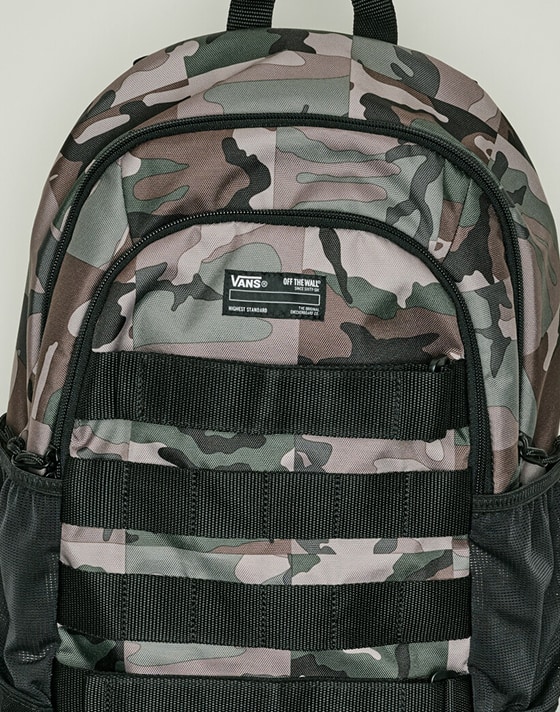 Close-up on the camo pattern on a camo Old Skool Backpack.