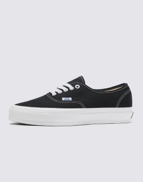 Side profile of Vans Premium Authentic.