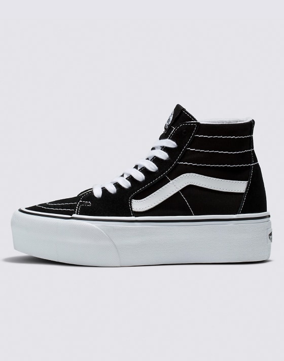 Side profile of Vans Platform Sk8-Hi.