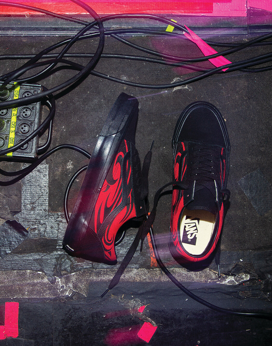 Flame Old Skool Premium Vans shoe
