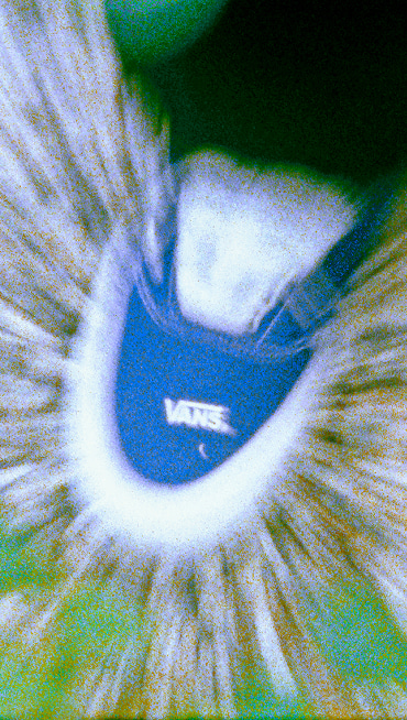 Blurry image of OTW by Vans blue era 59
