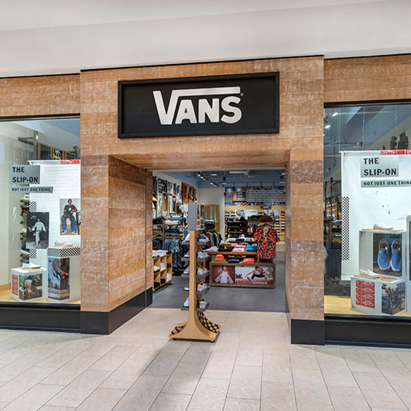 VANS STORE - PATRICK HENRY MALL in Newport News, VA, 23602