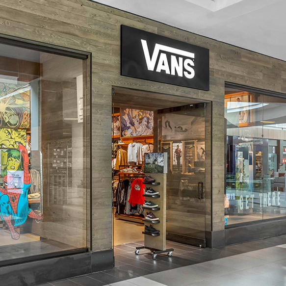 VANS STORE ROOSEVELT FIELD MALL in Garden City NY 11530
