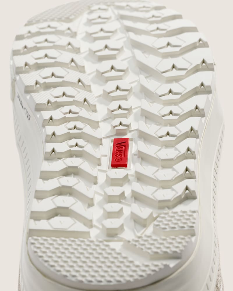 Женские кроссовки Vans Half Cab GORE-TEX Insulated, цвет: Зефирный белый — фото 5