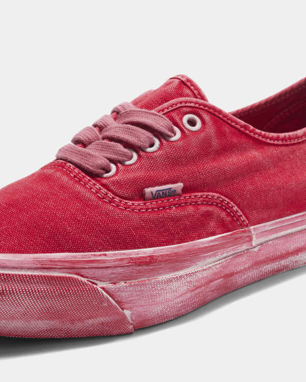 Red fashion pink vans