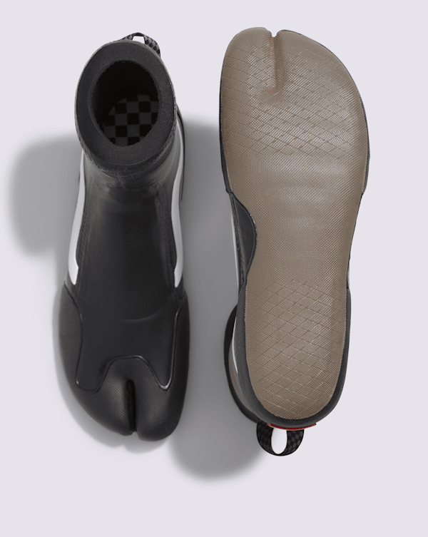 Surf Boot Hi Split Toe 3MM in Black Vans