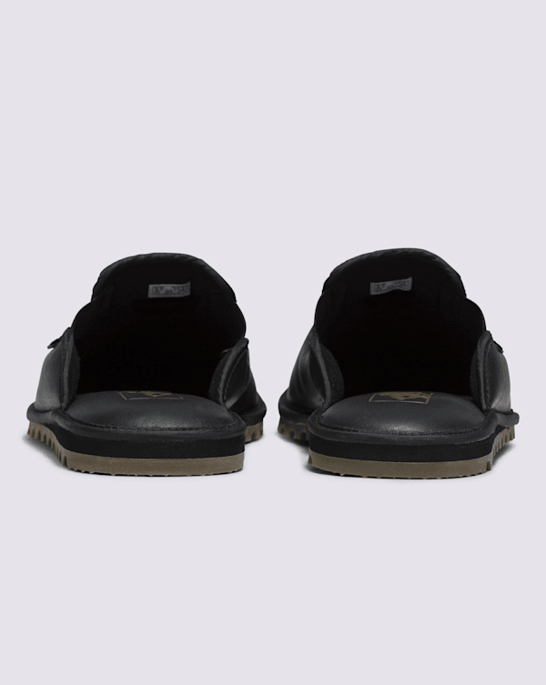 Mountain-Mule-Leather-Shoe.png