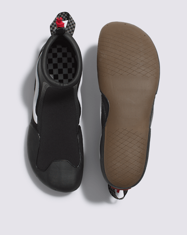 Surf Boot 2 Mid in Black | Vans
