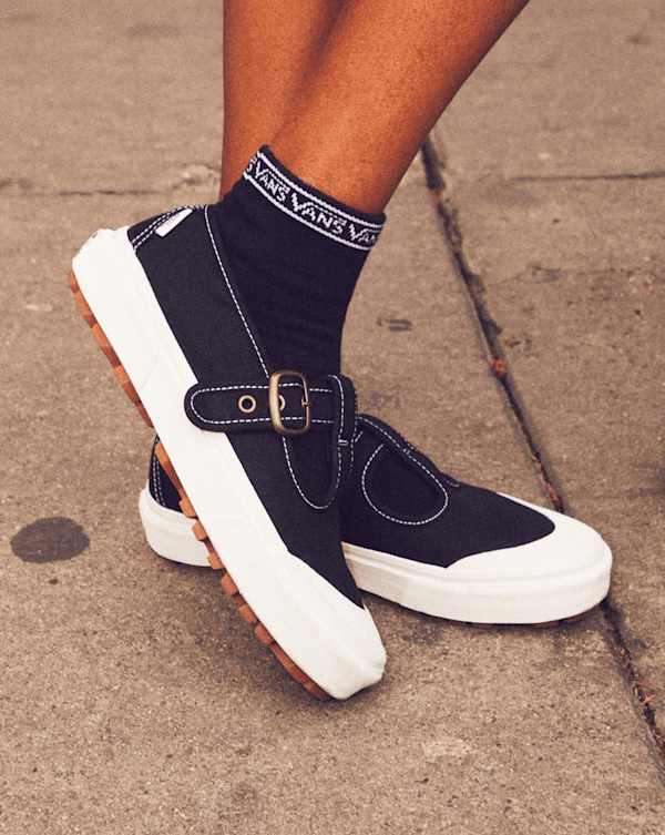 VANS★STYLE 93★ハート バックル★BLACK VANS】STYLE 93☆ハート バックル☆BLACK☆ 追跡可 (VANS
