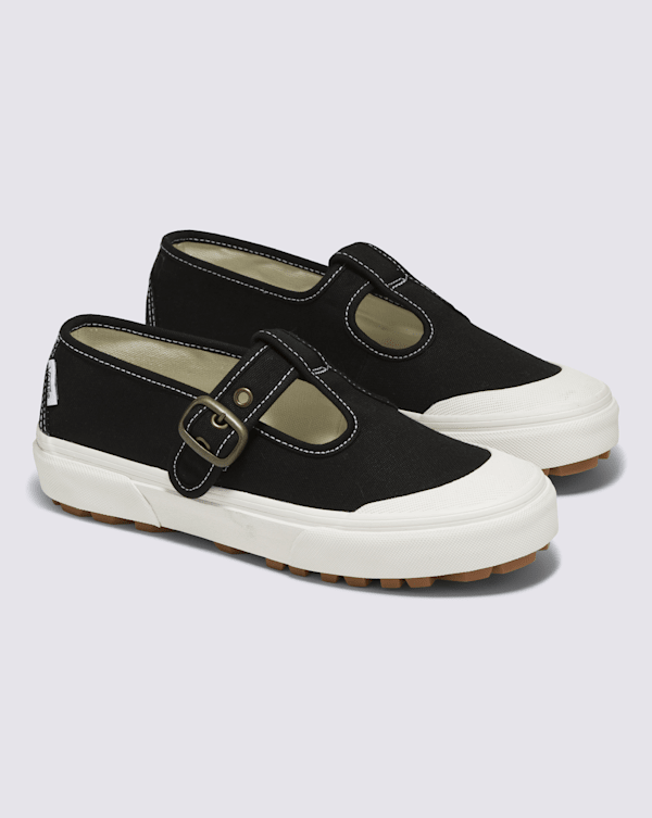 Style 93 Shoe in Black| Vans US