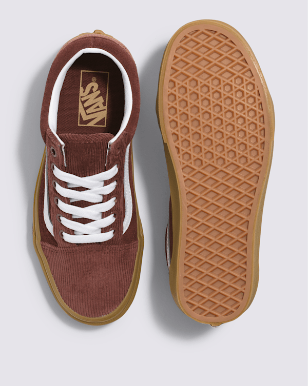 Old Skool Corduroy Shoe in Brown Gum Vans