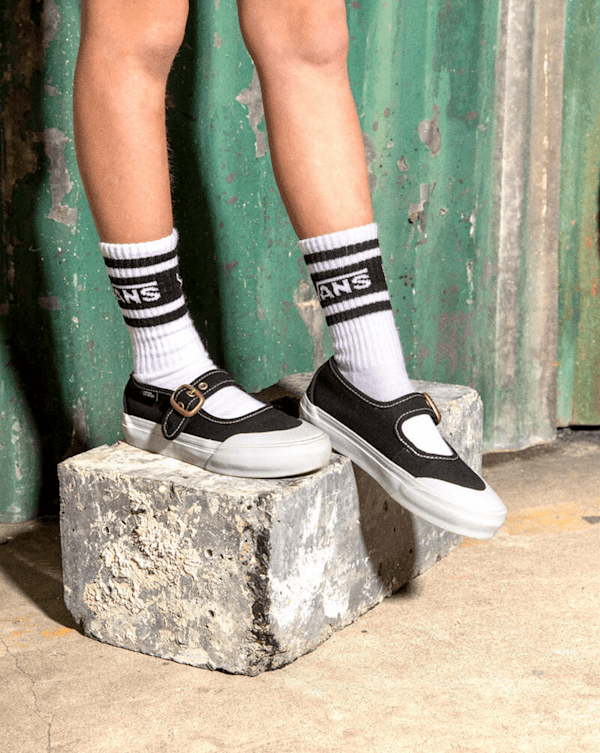 【新品未使用】VANS メリージェーン キッズ Vans】☆メリージェーン☆ Kids Mary Jane Shoe (VANS/キッズ