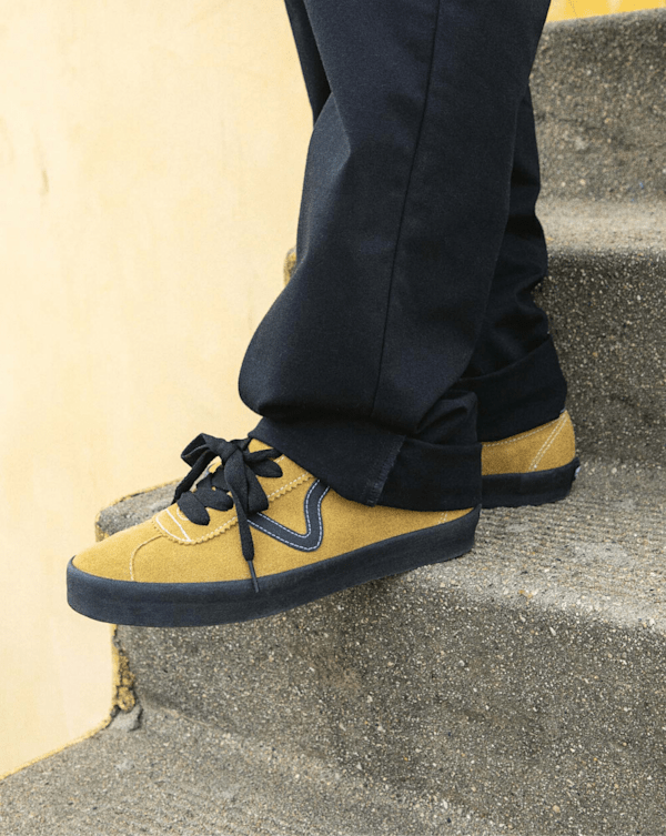 Sport-Low-Suede-Shoe.png
