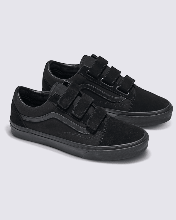 Old Skool V Shoe in Triple Black | Vans display picture 3