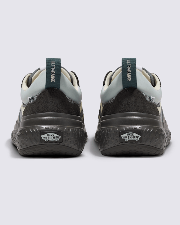 UltraRange Neo VR3 Shoe in Black / Blue | Vans