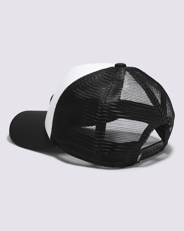 Kids Half Box Curved Bill Jockey Hat in Black| Vans SE