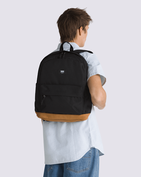 VANスポーツバック Old Skool Sport Backpack in Black | Vans