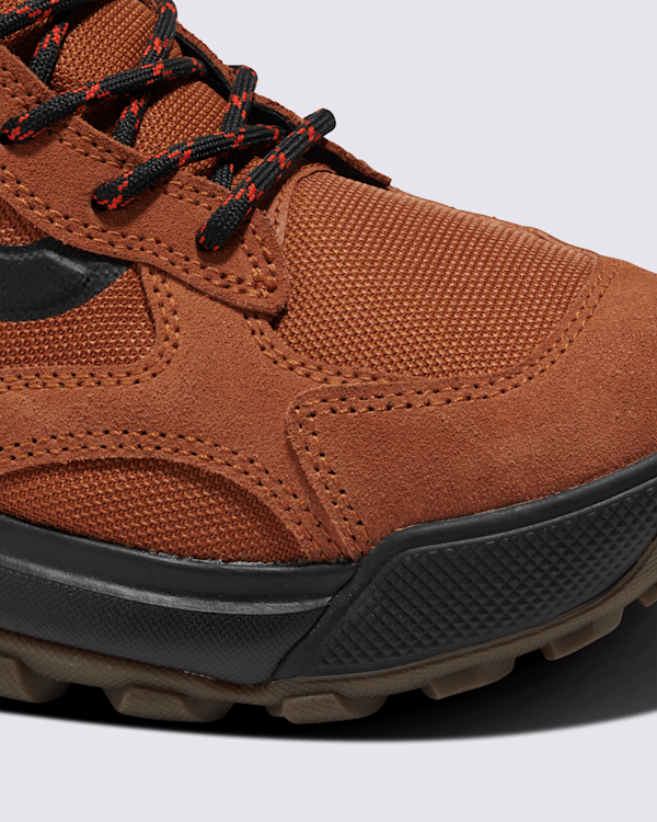 Crestline Waterproof Shoe in Glazed Ginger Brown | Vans