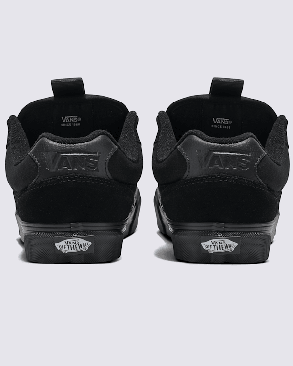Chukka Push Shoe in Black | Vans