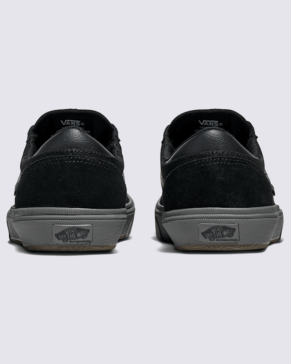 Skate Gilbert Crockett Shoe in Black / Charcoal Grey | Vans