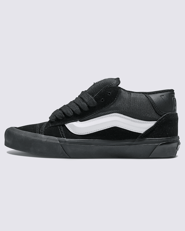 Knu-Mid-Shoe.png