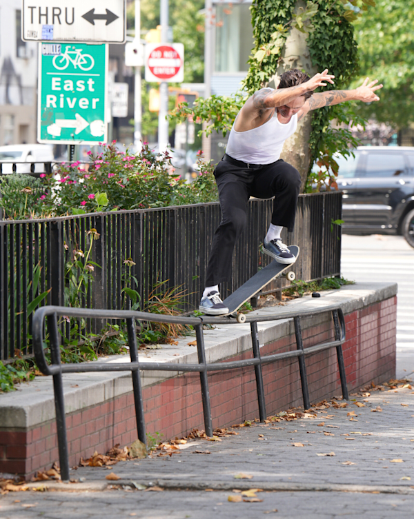 Skate-Old-Skool-Elijah-Berle-