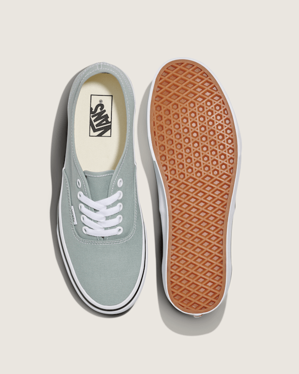 国内配送 VANS AUTHENTIC GRAY Authentic Shoe in Pure Grey | Vans