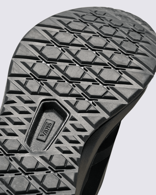 UltraRange 2.0 Shoe