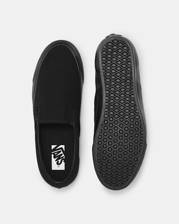 VANS★CLASSIC SLIP ON★兼用★キャンバス★22~28cm★全黒 VANS☆CLASSIC SLIP ON☆兼用☆キャンバス☆22~28cm☆全黒 (VANS