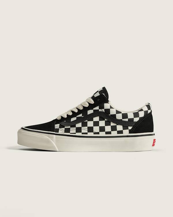 Premium Old Skool Checkerboard Shoe in Black / White | Vans