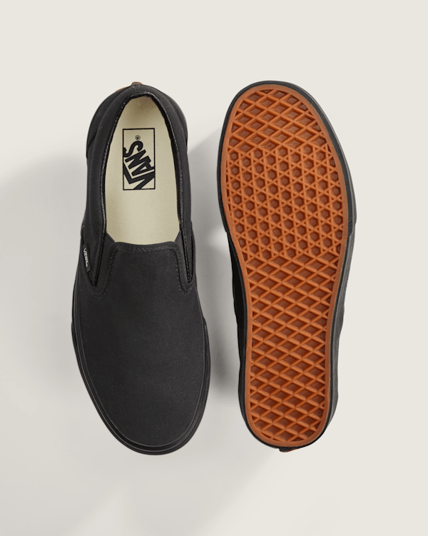 【Vans】★スリッポン★ Premium Classic Slip-On Shoe Premium Classic Slip-On Shoe in Black / White | Vans