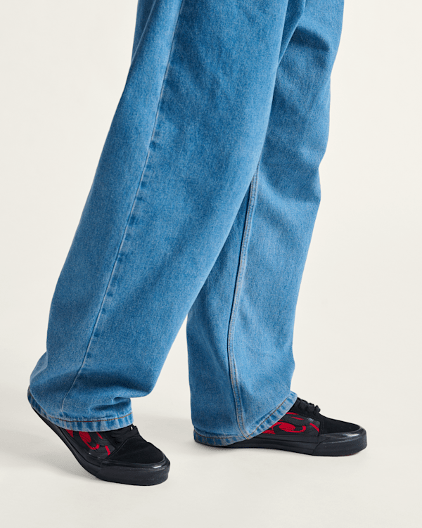 Premium-Old-Skool-Shoe.png Premium-Old-Skool-Shoe.png
