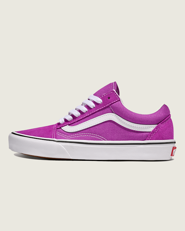 ほぼ新品　Vans Old Skool レッド スニーカー Old-Skool-Shoe.png