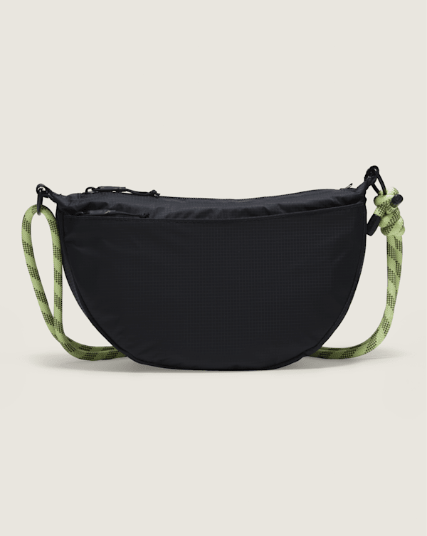 Belay Crescent Bag in Black | Vans