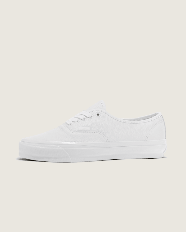 Premium Authentic Shoe in White | Vans