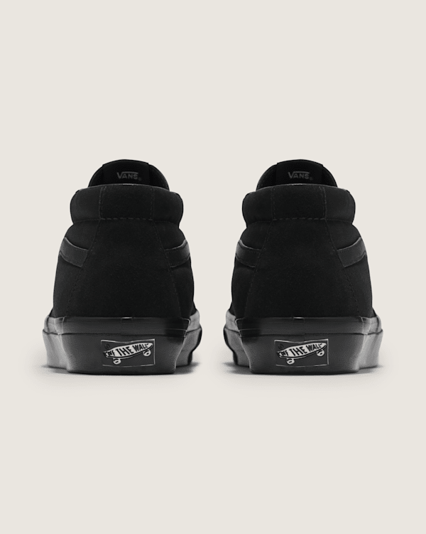 Premium-Sk8Mid-Shoe-VANS-Black