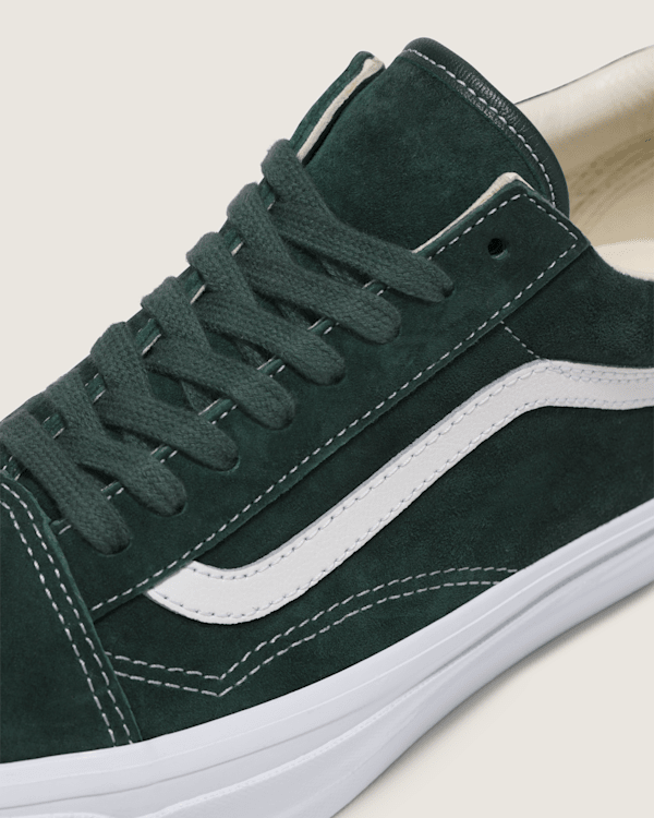 Premium Old Skool Suede Shoe in Scarab Green | Vans
