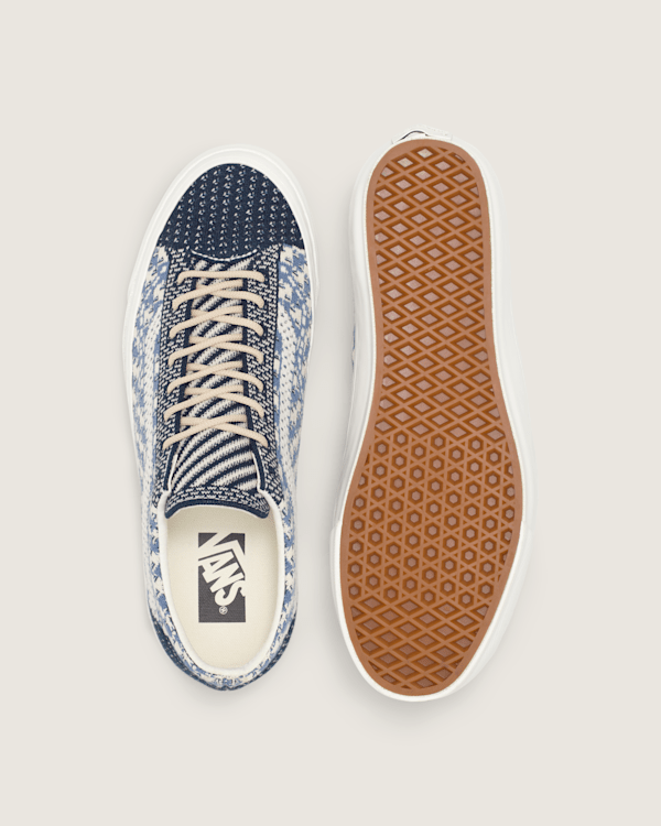Premium Old Skool Knit Shoe in Navy Blue / White | Vans
