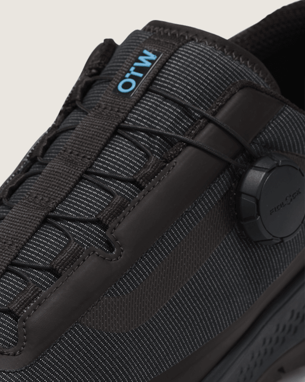 OTW Old Skool 36 Trail Vibram in Black | Vans
