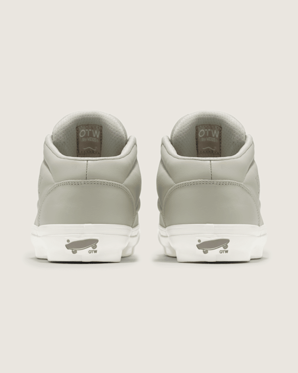 VANS★OTW HALF CAB FOAM★兼用★WARM GREY OTW Half Cab Foam in Warm Grey | Vans