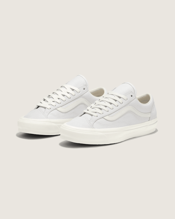 Premium Old Skool Leather Shoe in White | Vans
