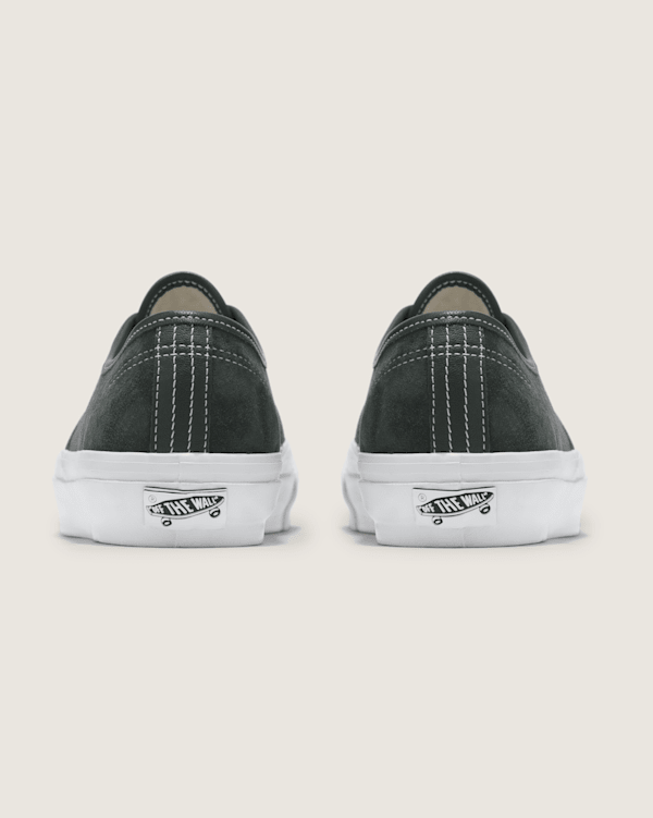 【Vans】★スニーカー★ Premium Authentic Suede Shoe Premium Authentic Suede Shoe in Scarab Green / Black | Vans