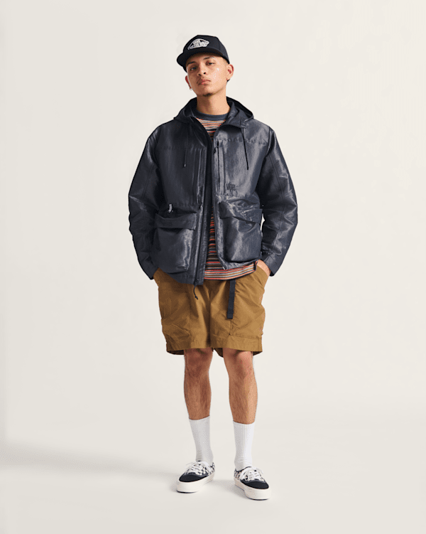 Trek-Guide-19-Shorts-VANS-