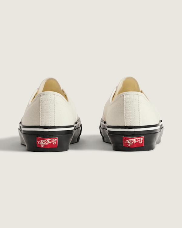 VANS★PREMIUM AUTHENTIC 44★兼用★DUCK CANVAS WHITE/GREEN Premium Authentic Duck Canvas Shoe in White / Green | Vans
