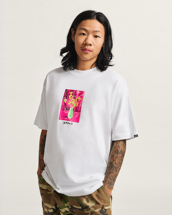 Floral Décor T-Shirt in White | Vans